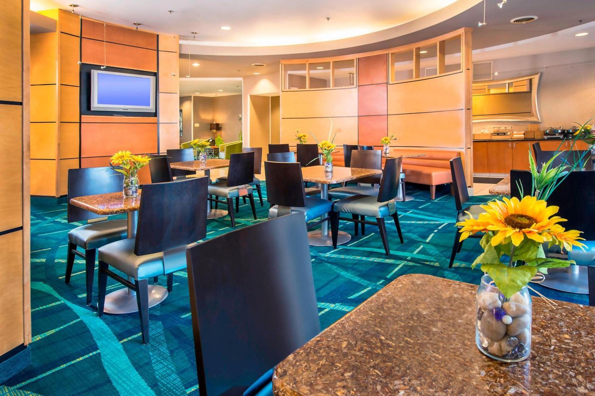 Springhill Suites Prince Frederick Экстерьер фото